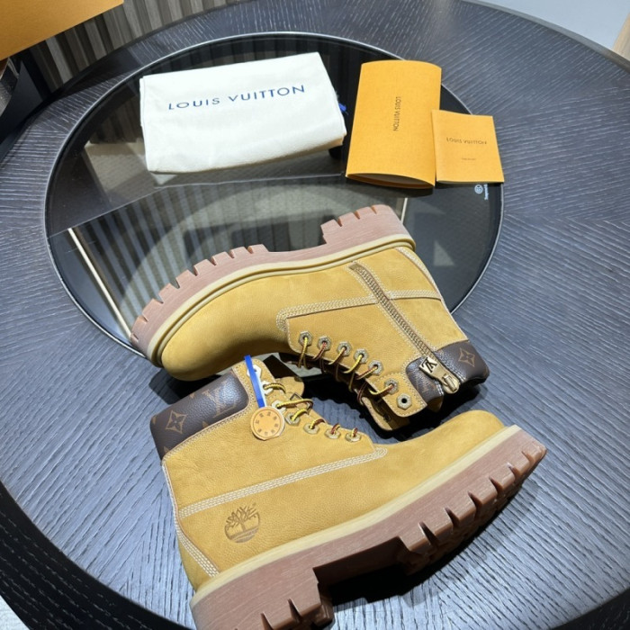 L**V**T* BOOTS LVTBS-045