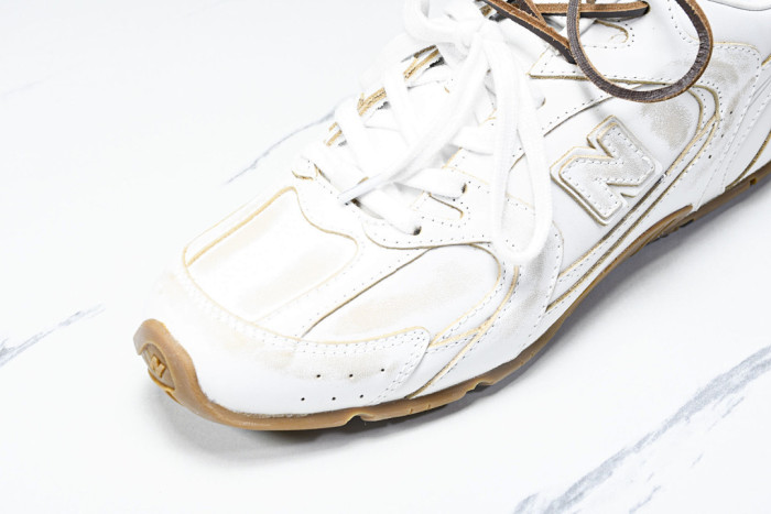 New Balance x Mi­uMi­u 530 MM-002