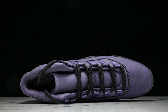 Air Jordan 11 “Las Vegas” IO8961-553