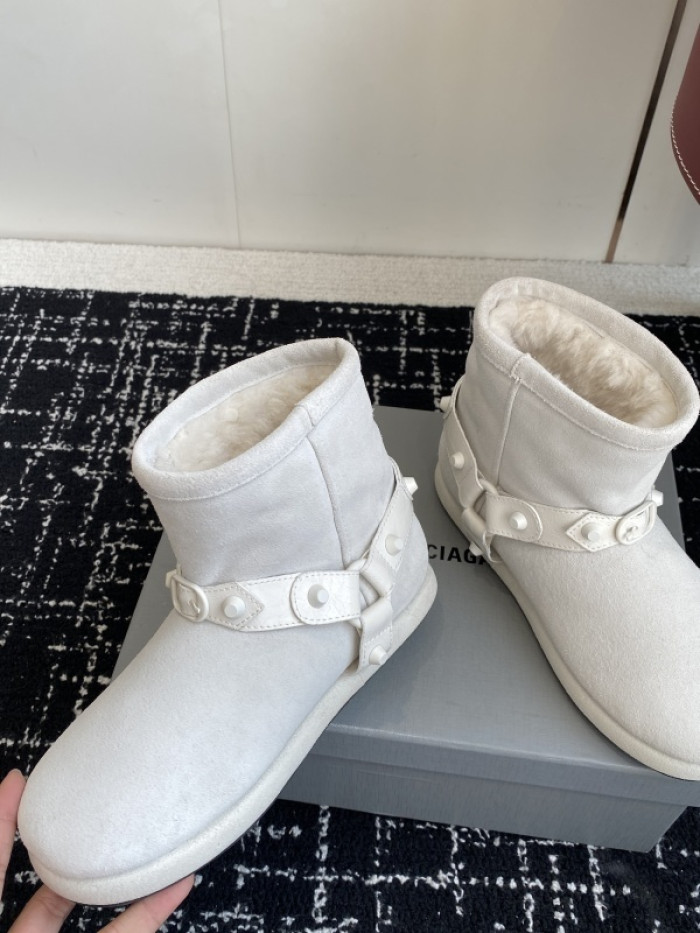 B*ALE*NGA BOOT BSB-038