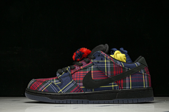 Nike Dunk Low Nardwuar II1493-600