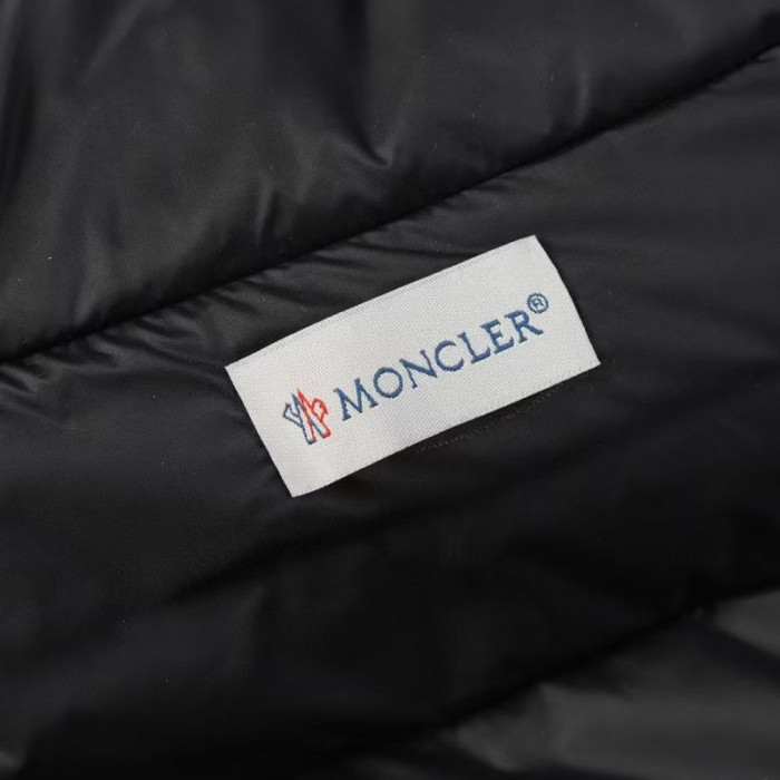 M0NCLER J-045