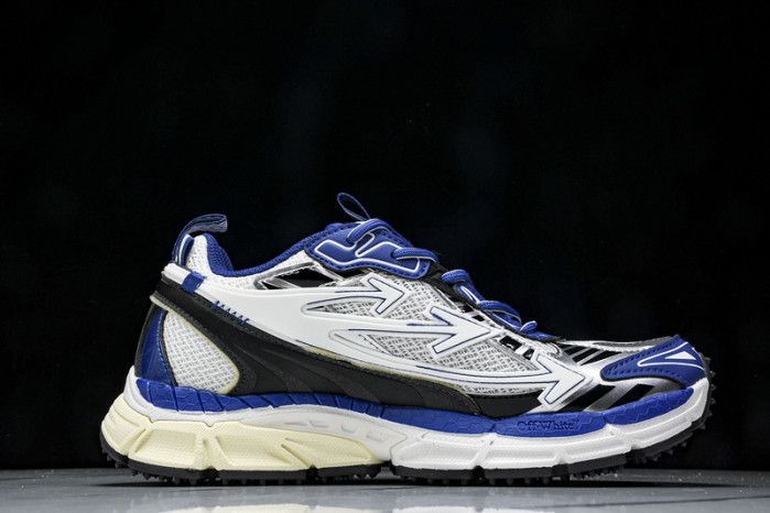 C/O​ SNEAKERS CO-028