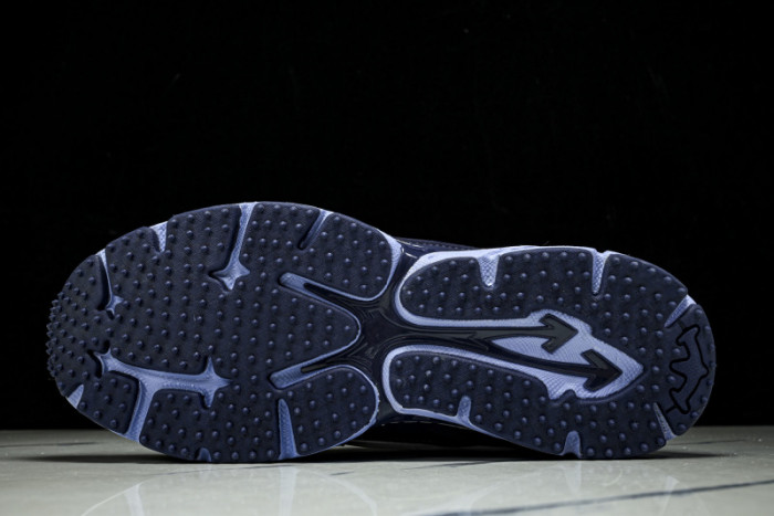 C/O​ SNEAKERS CO-042