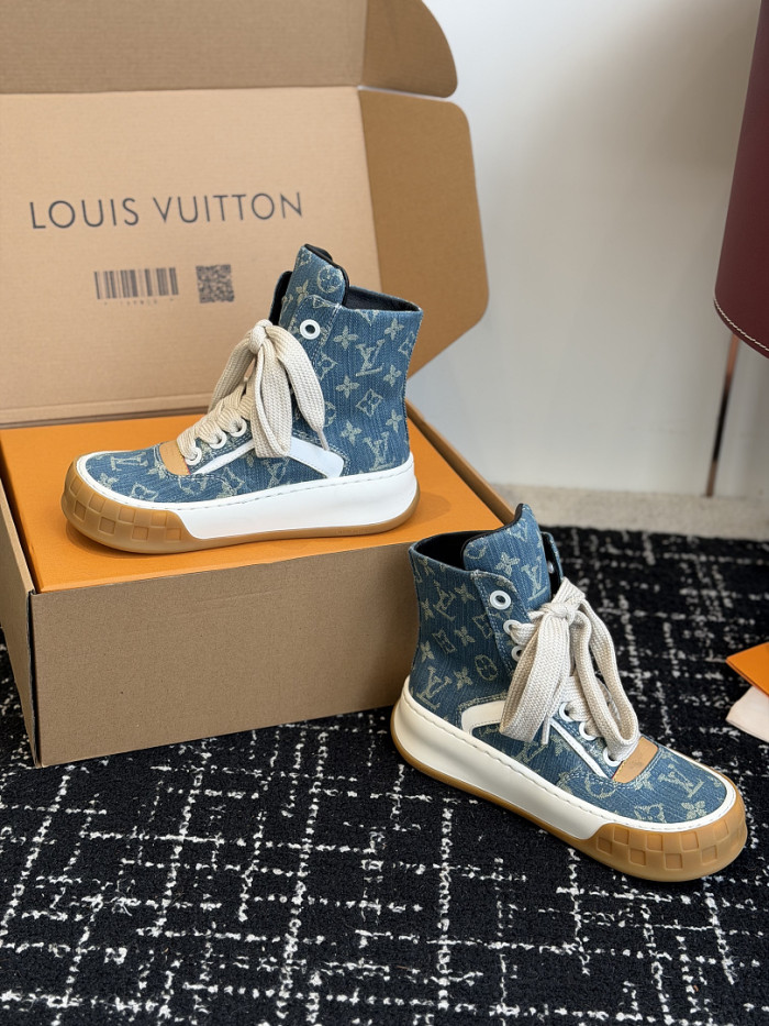 L*VT TILTED LVTTD-015