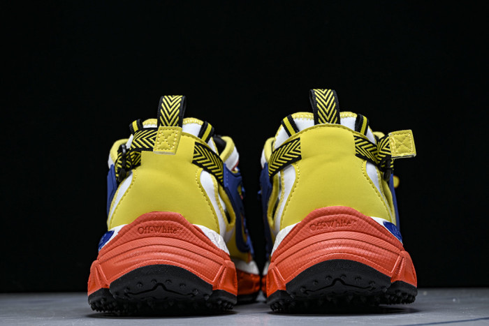 C/O​ SNEAKERS CO-067