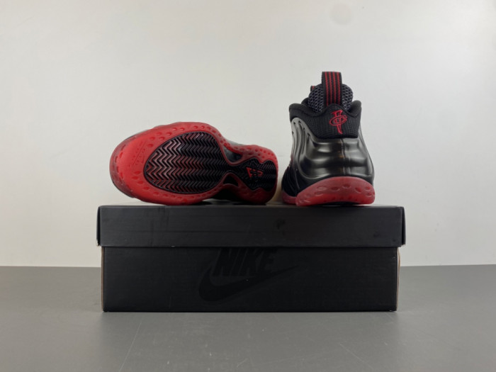 Nike Air Foamposite One HF094-001