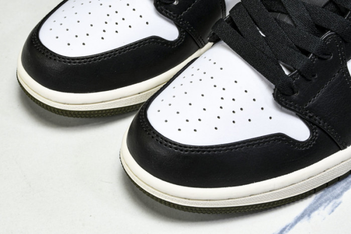 Air Jordan 1 Low 553558-092