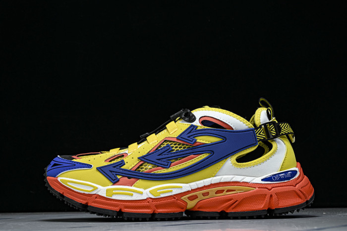 C/O​ SNEAKERS CO-067