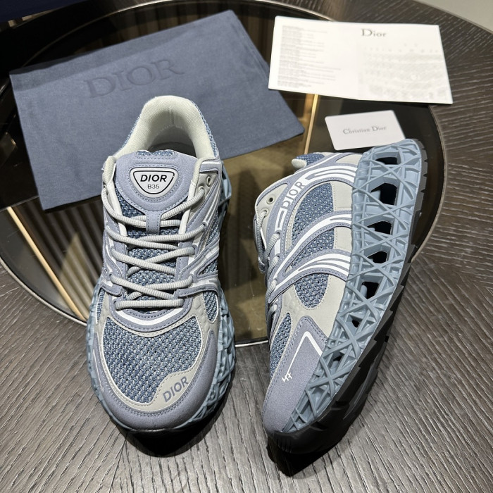 D10r x Kaws B35 NXT DRB35-014