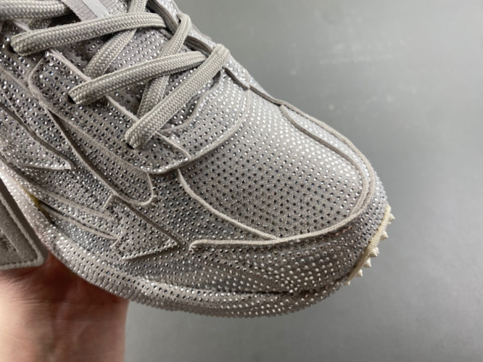 C/O​ SNEAKERS CO-077