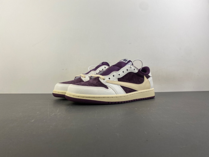 Travis Scott x Air Jordan 1 Low DZ4137-700