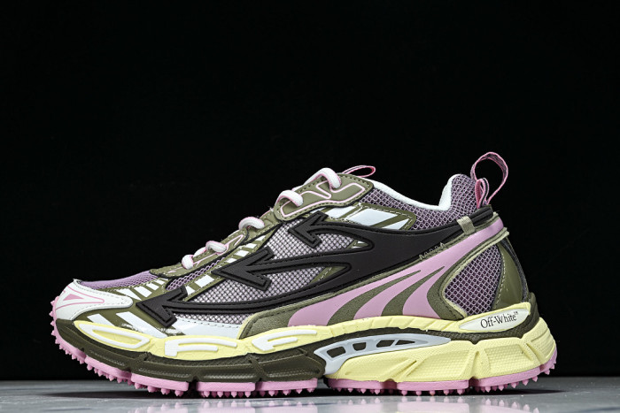 C/O​ SNEAKERS CO-072