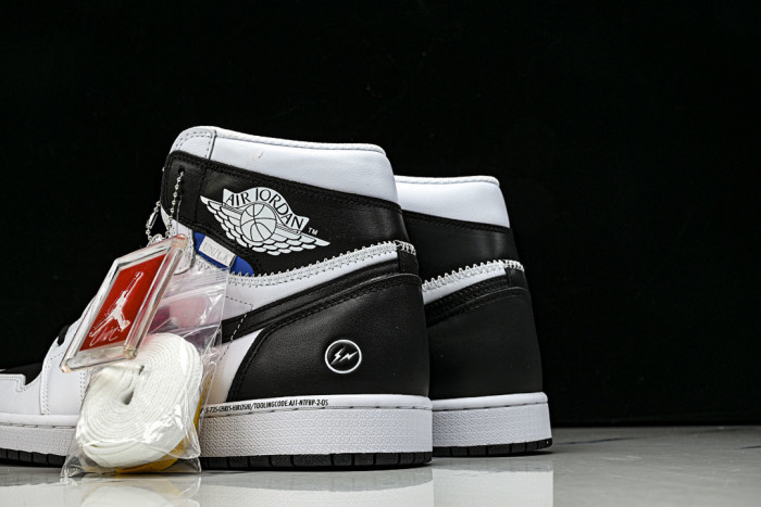 fragment Design x Union x Air Jordan 1 II7282-100