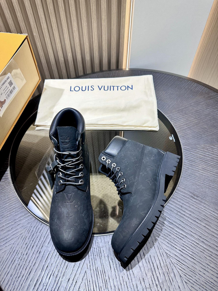 L**V**T* BOOTS LVTBS-017