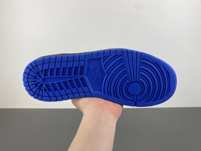 AIR JORDA 1 LOW X LV 10014