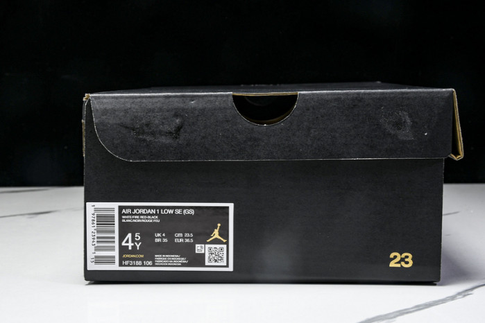 Air Jordan 1 Low "Panda" HF3188-106