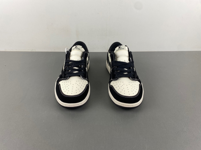 Travis Scott x Air Jordan 1 Low OG &lv LX1988-200