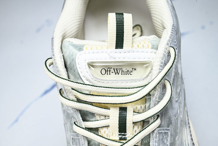 C/O​ SNEAKERS CO-074