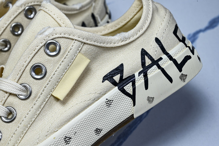 Ba1en*iaga Paris Low W3RR59010