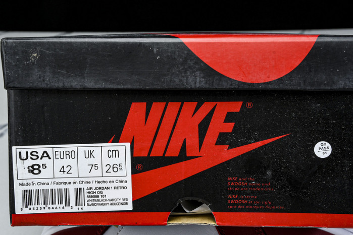 Jordan 1 Retro Chicago 555088-101