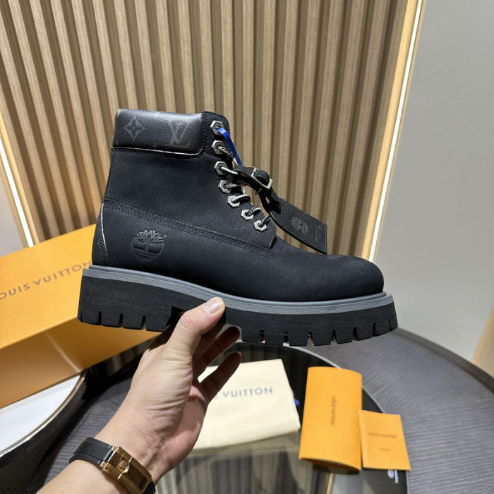 L**V**T* BOOTS LVTBS-030