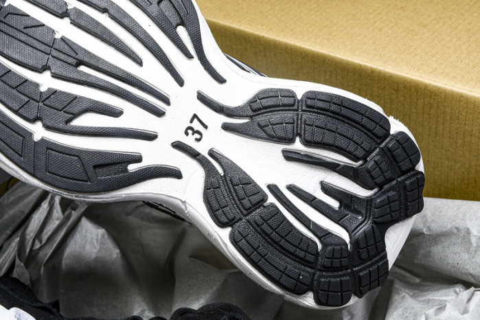 B*al*enciaga Monday Sneaker WMNSS1000
