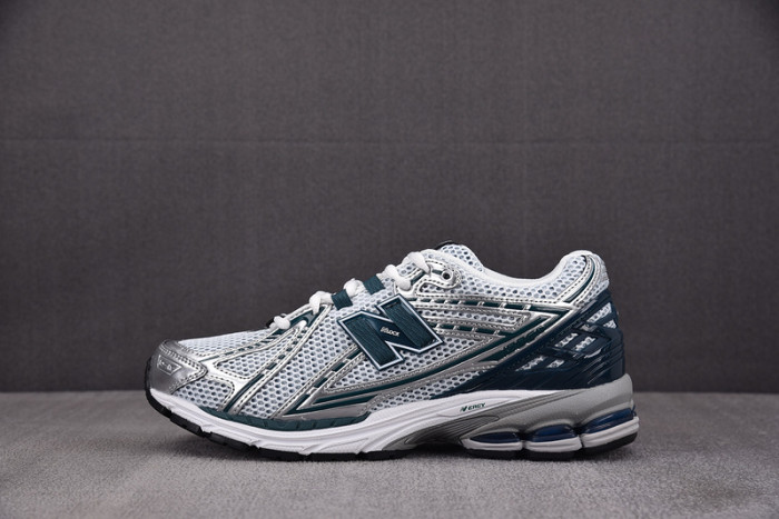new Ba1an*e 1906r silver metallic deep ocean u1906rce