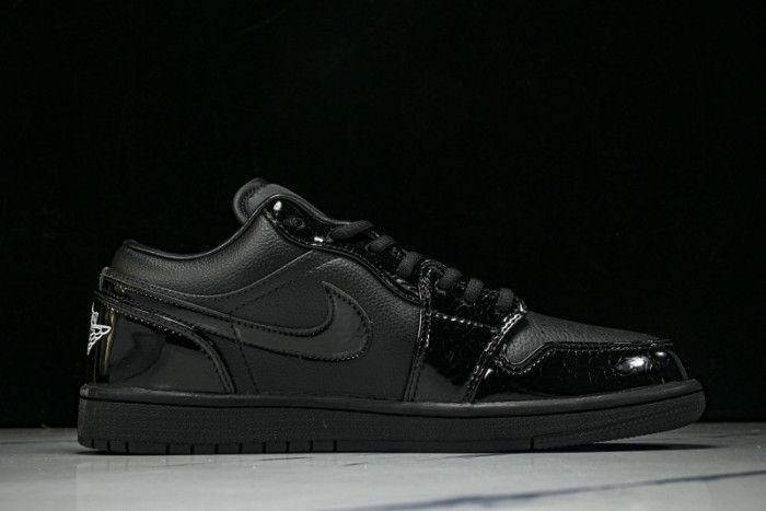 Air Jordan 1 Low HJ7743-010