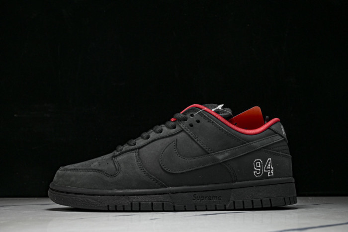 Nike SB Dunk Low Svp*me 94 HQ8487-001