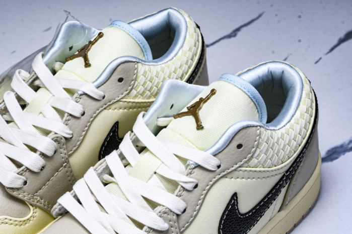 Air Jordan 1 Low HQ3440-101