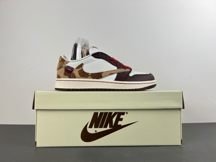 Travis Scott x OFF-WHITE x Jordan Air Jordan 1 IQ5321-121