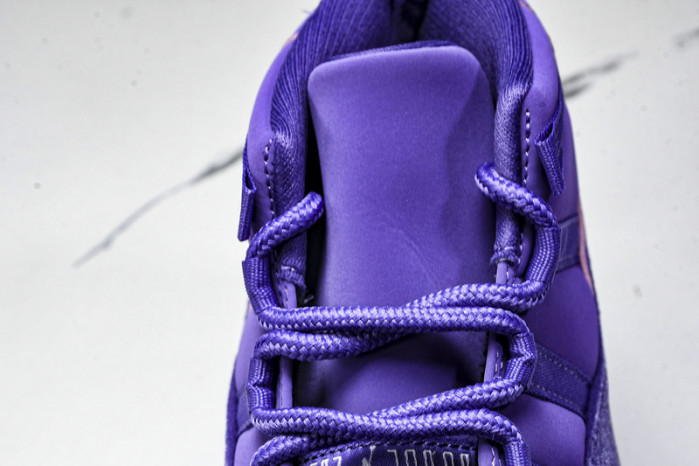 Air Jordan 11 CT8012-555