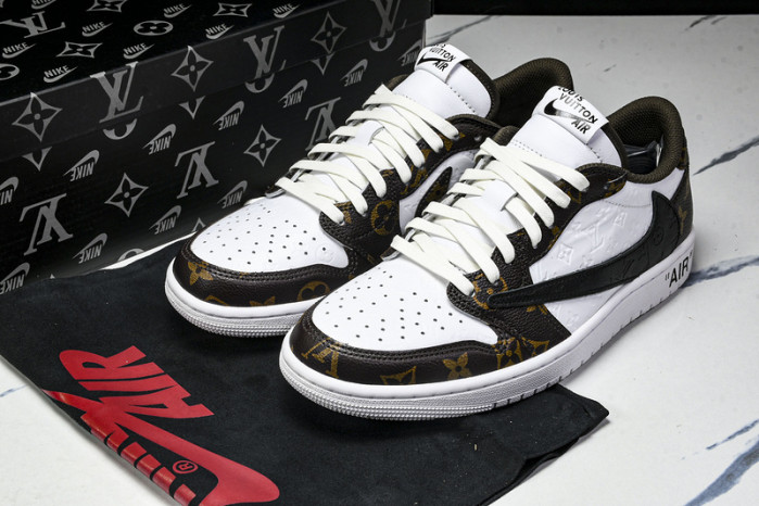Travis Scott x Jordan Air Jordan 1 Low DL2403-002