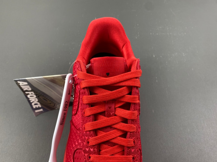 Nike Air Force 1 IB6836-600