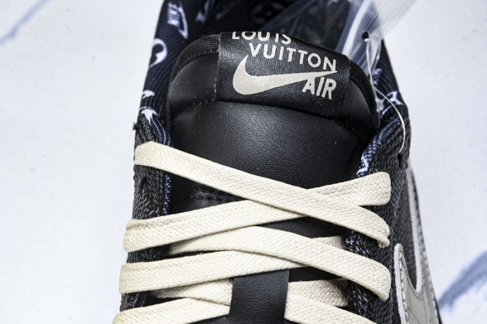 Travis Scott x Jordan Air Jordan 1 Low DZ2505-001