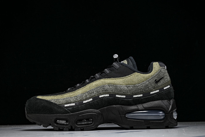 Nike Air Max 95 SP IB4523-200
