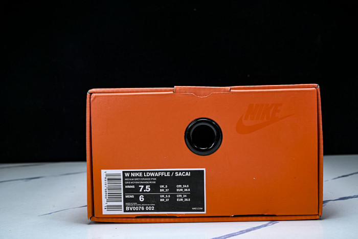 Sacai x Nike Zegamadome BV0076-002