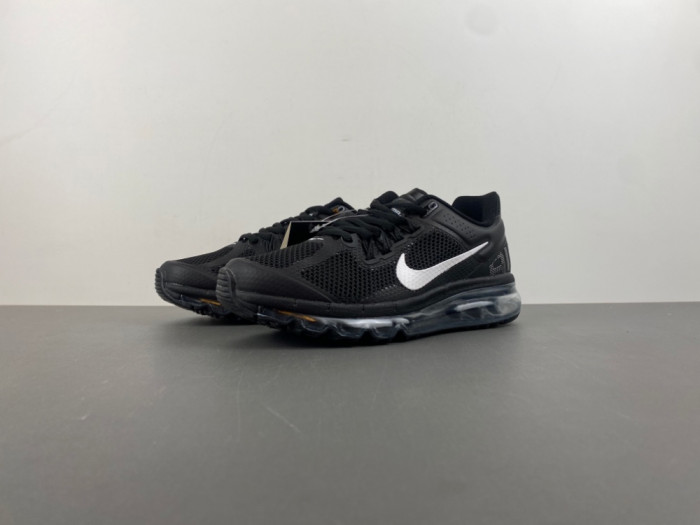 The Nike Air Max 2013 554886-108
