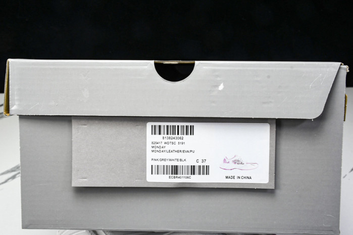 B*al*enciaga Monday Sneaker BMS-004