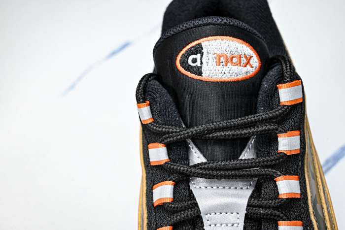 Nike Air Max 95 SP HQ1973-001