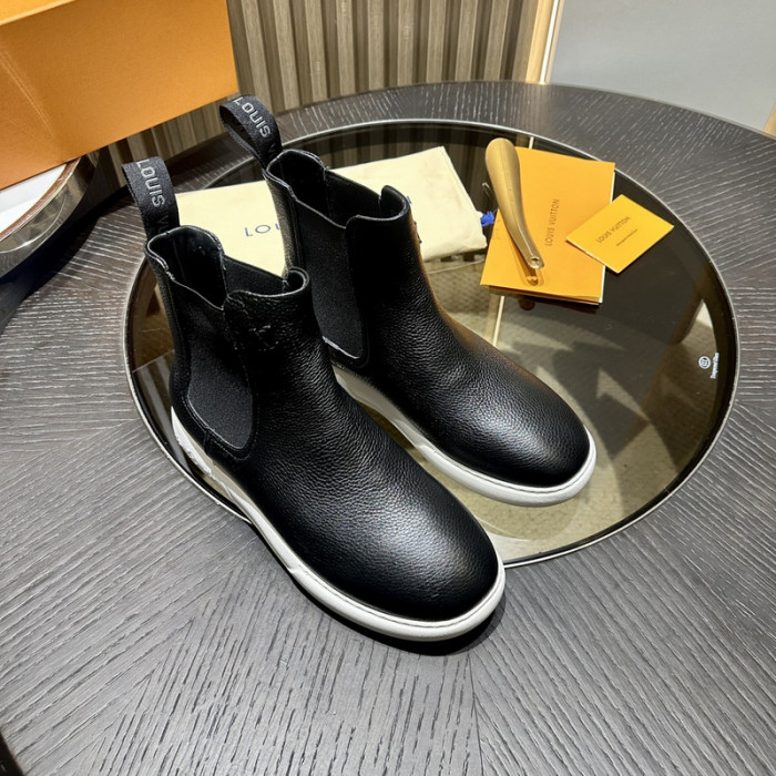 L**V**T* BOOTS LVTBS-031
