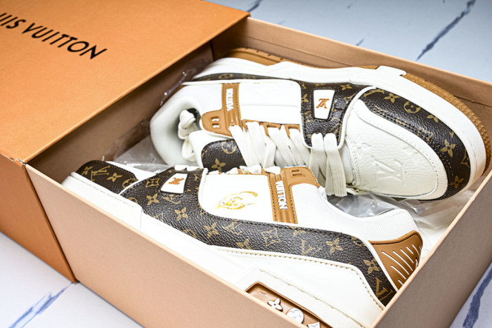 LVT SNEAKERS LVSRS-0184