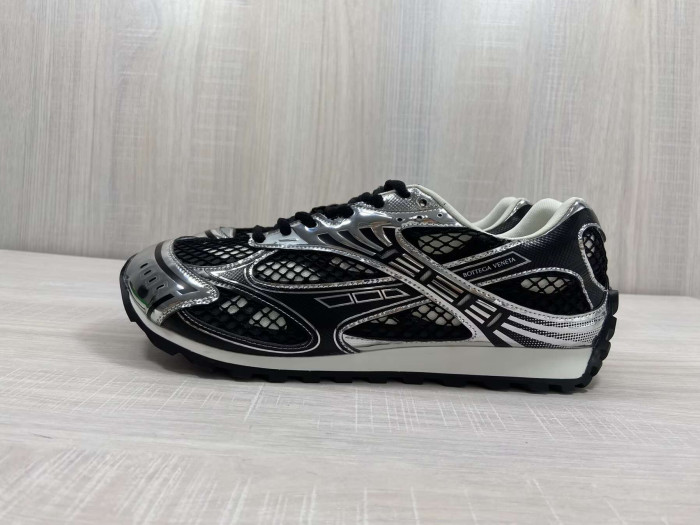 B0tt*ga Ven*ta SNEAKER BVS-064