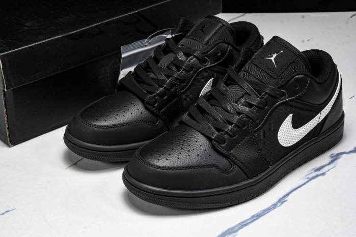 Air Jordan 1 Low HV5968-001