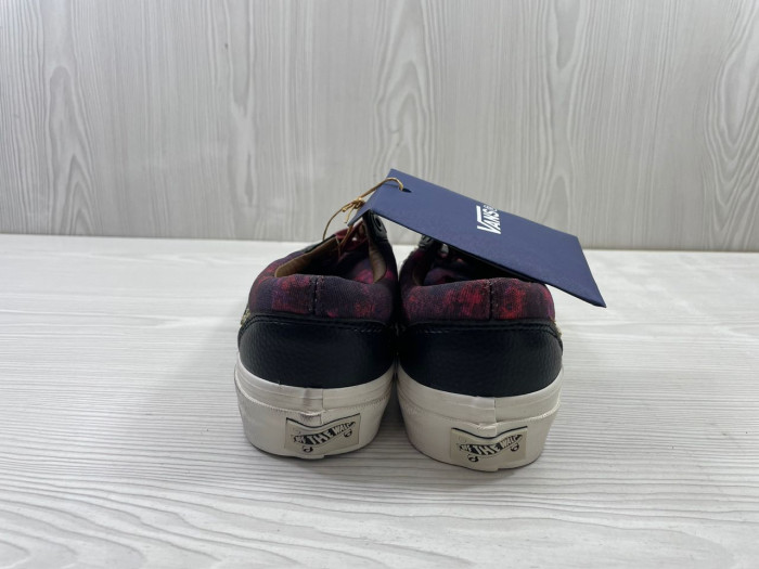V*ANS SNEAKER VSR-005