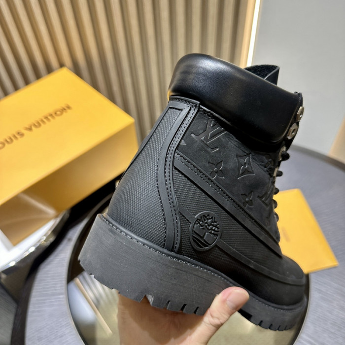 L**V**T* BOOTS LVTBS-024