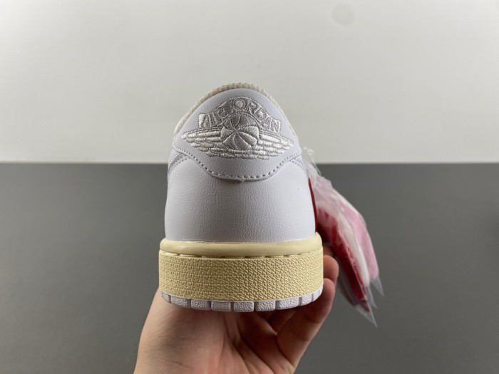 Travis Scott x Air Jordan 1 Low OG CQ4277-113