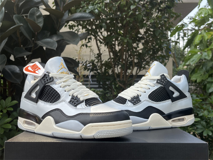 Air Jordan 4 “Pure Platinum” FZ8585-070