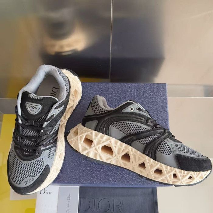 D10r x kaws b35 nxt drb35-005